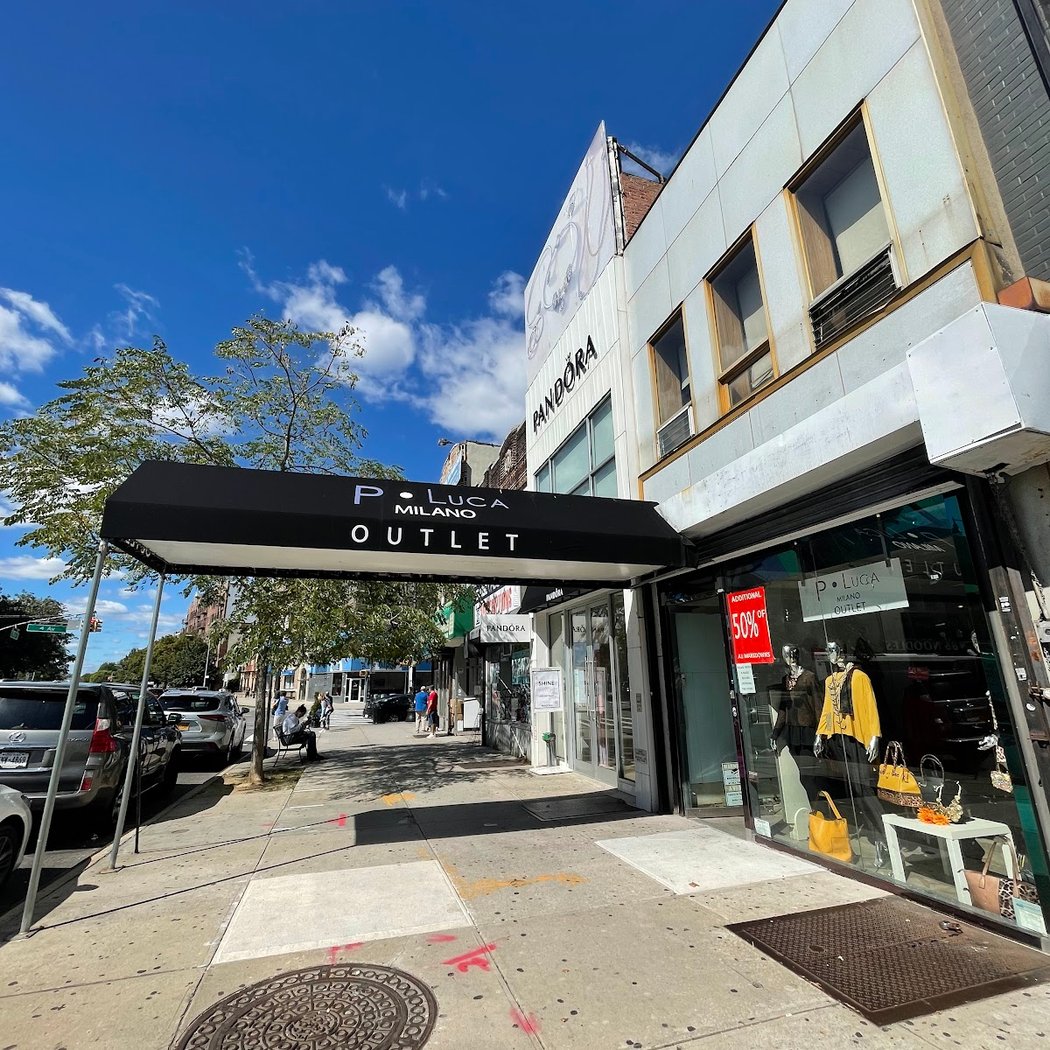 P.Luca Outlet Brooklyn 1