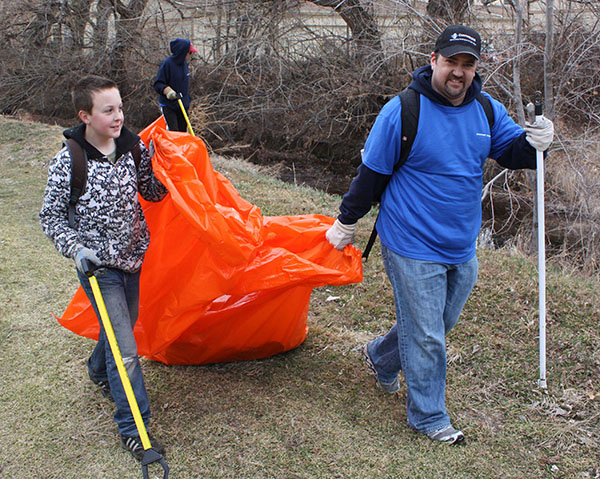 Beaver Tree Paint and Trash Cleanup 1