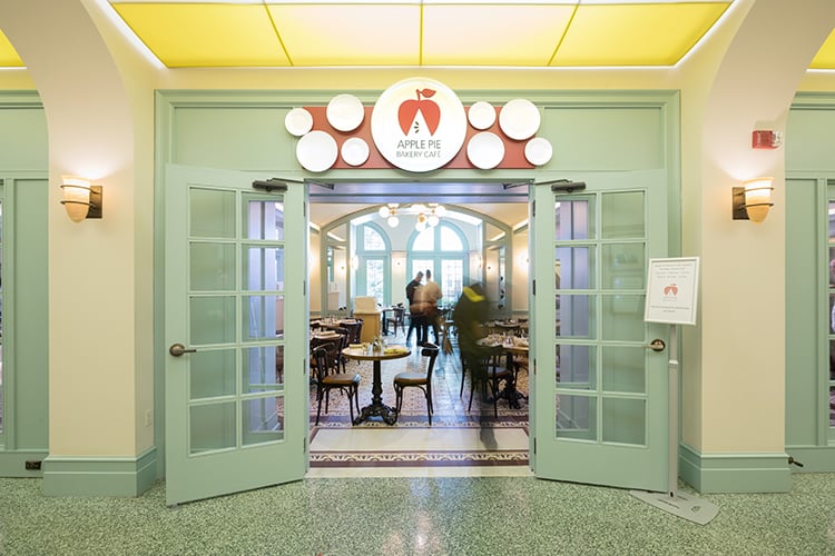 Apple Pie Bakery Café 2