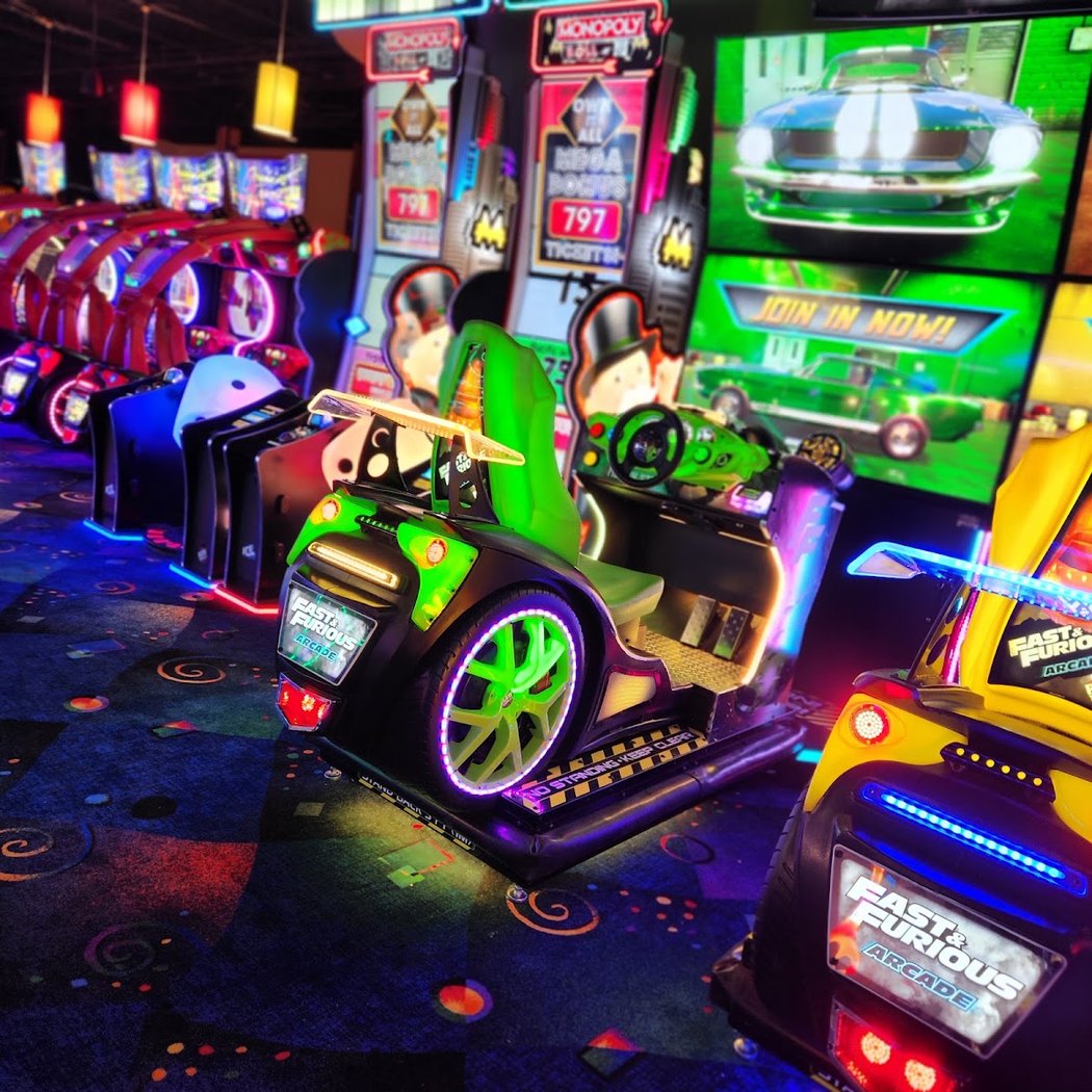 Stars and Strikes 2