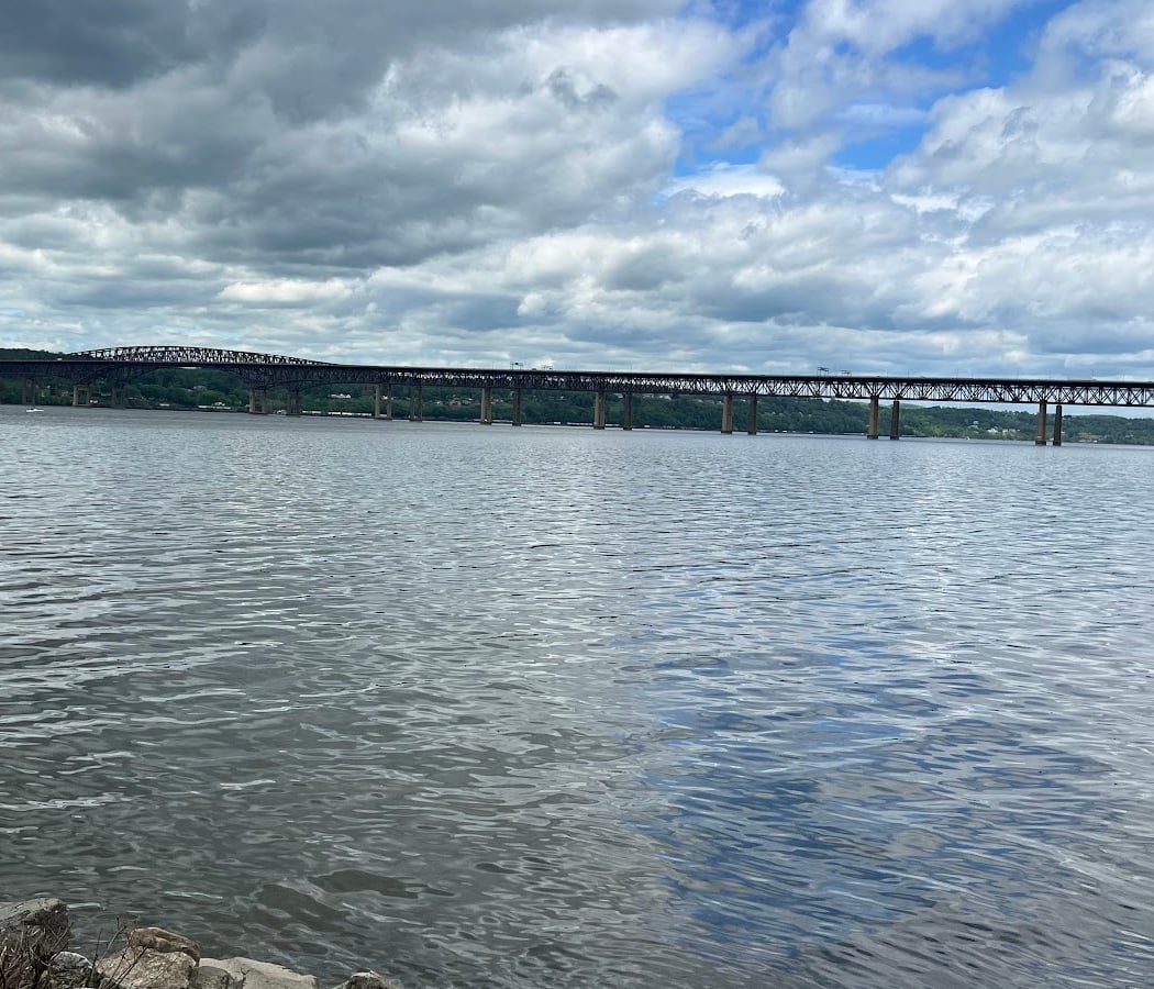 Newburgh-Beacon Bridge Pedestrian and Bike Trail 2