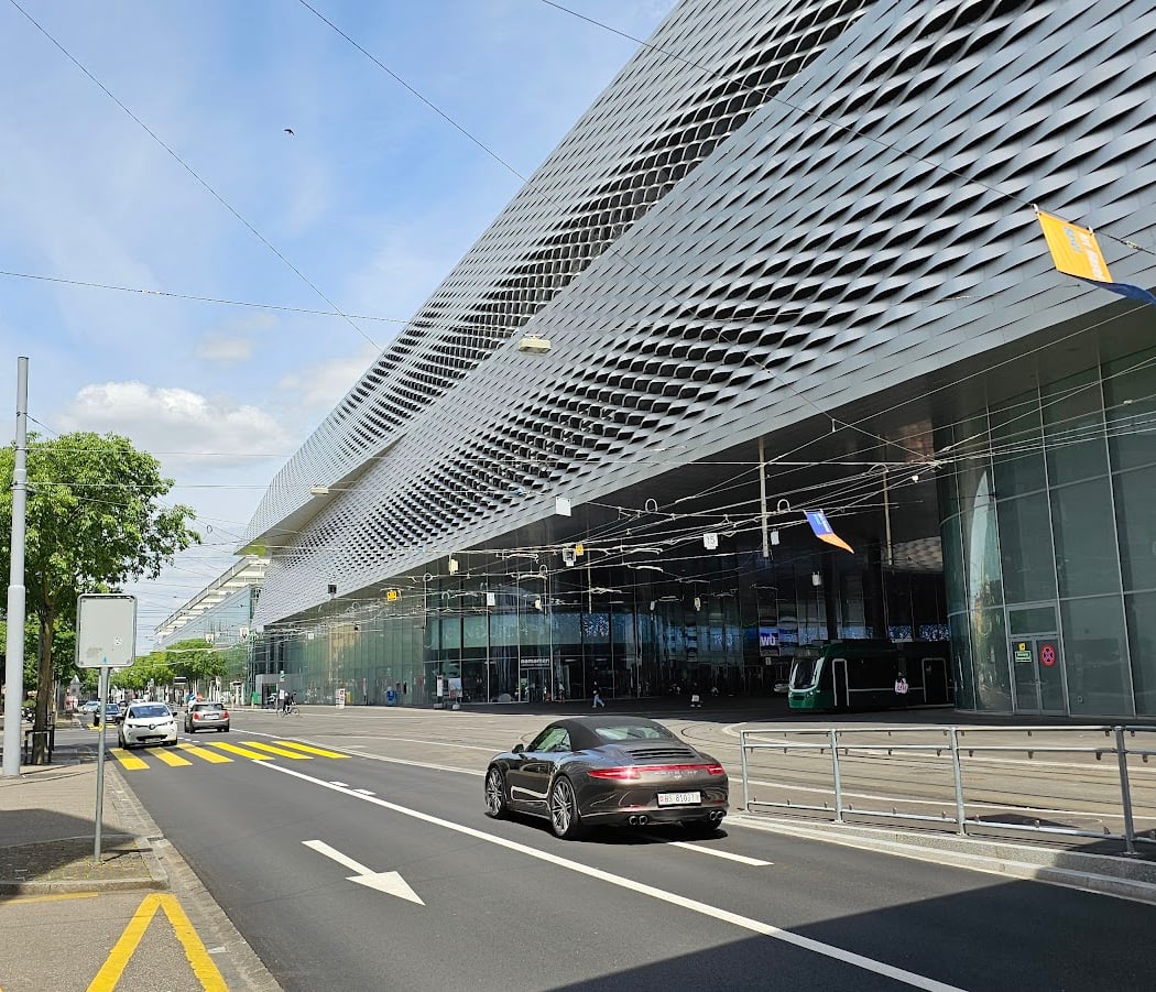 Exhibition Center Basel 3
