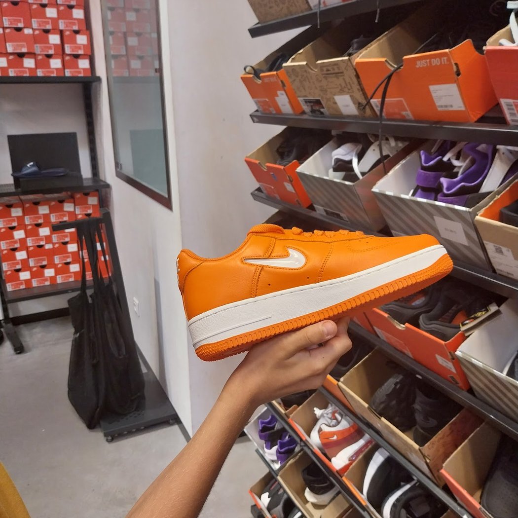 Nike Factory Store Angers 1