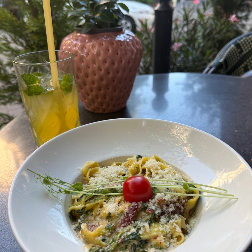 Barre & Brunch 2