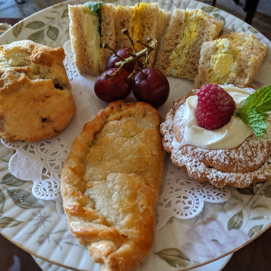 Tudor Rose English Tea Room 1