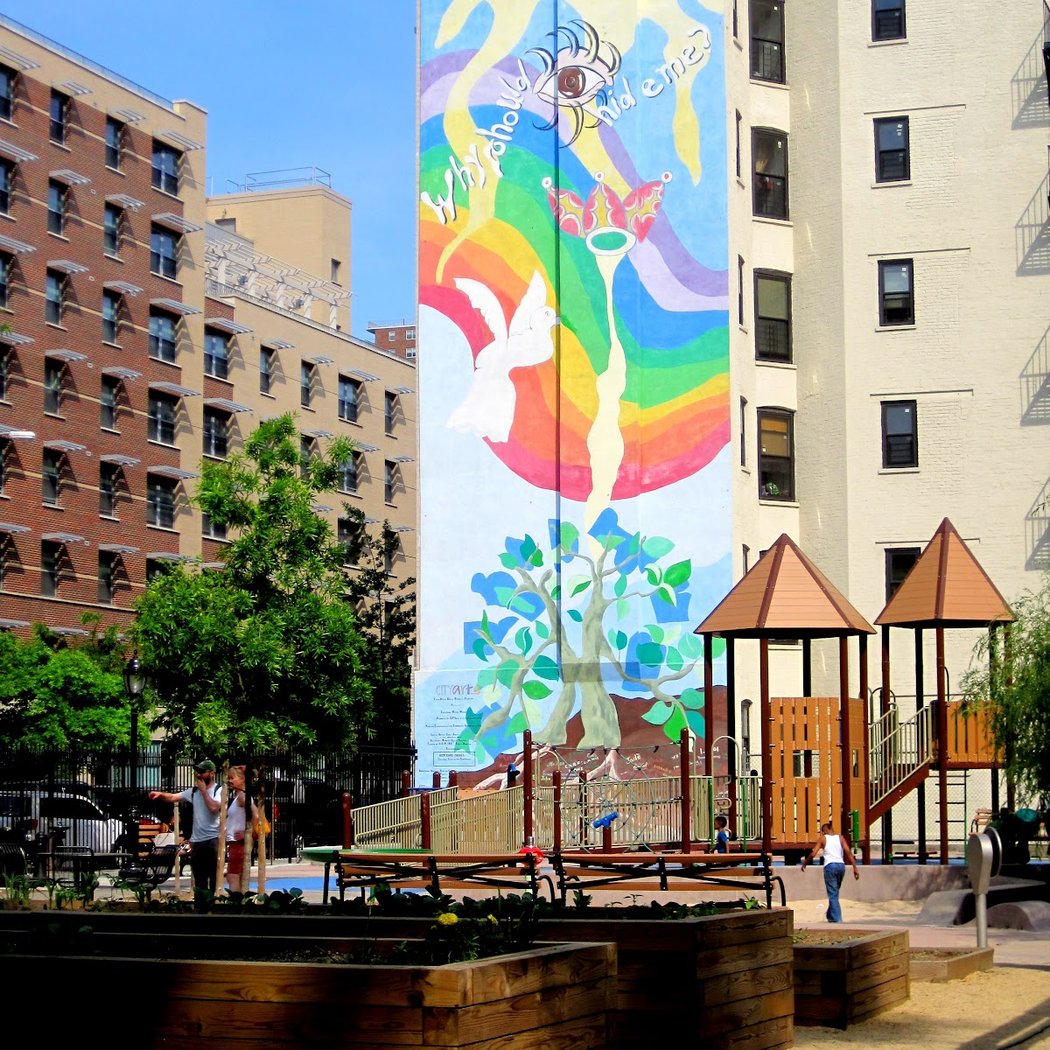 Robert L. Clinkscales Playground and Community Garden 1