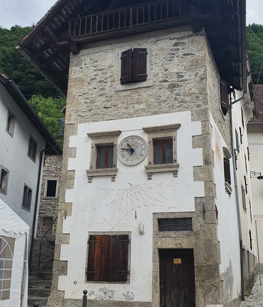 Pesariis 1