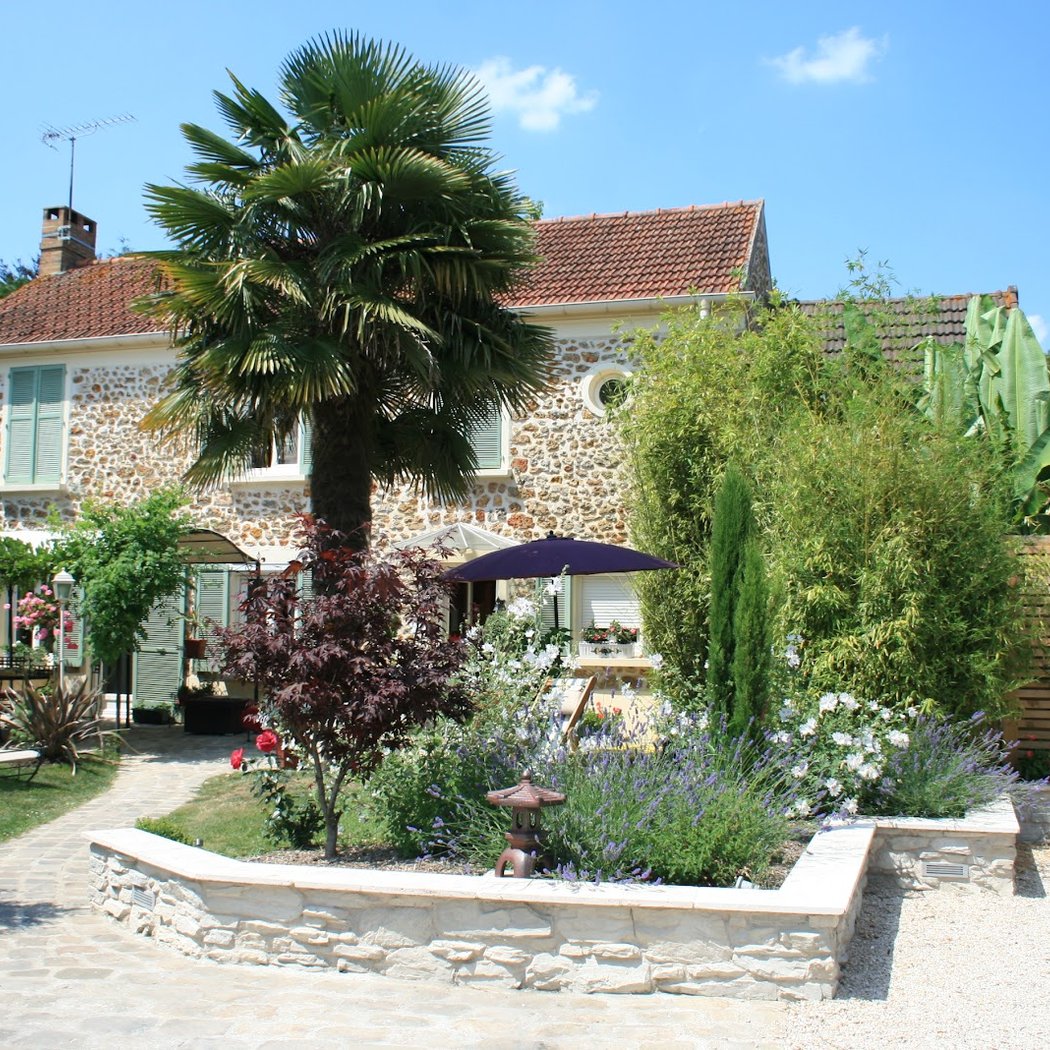 Le Petit Nailly 1