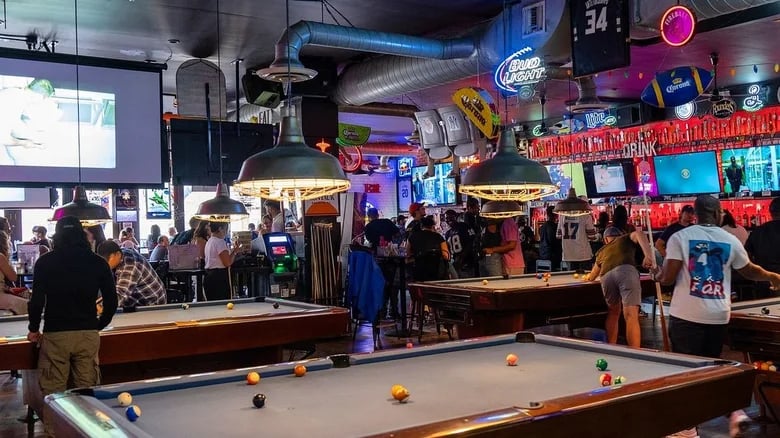 Break Bar And Billiards 2