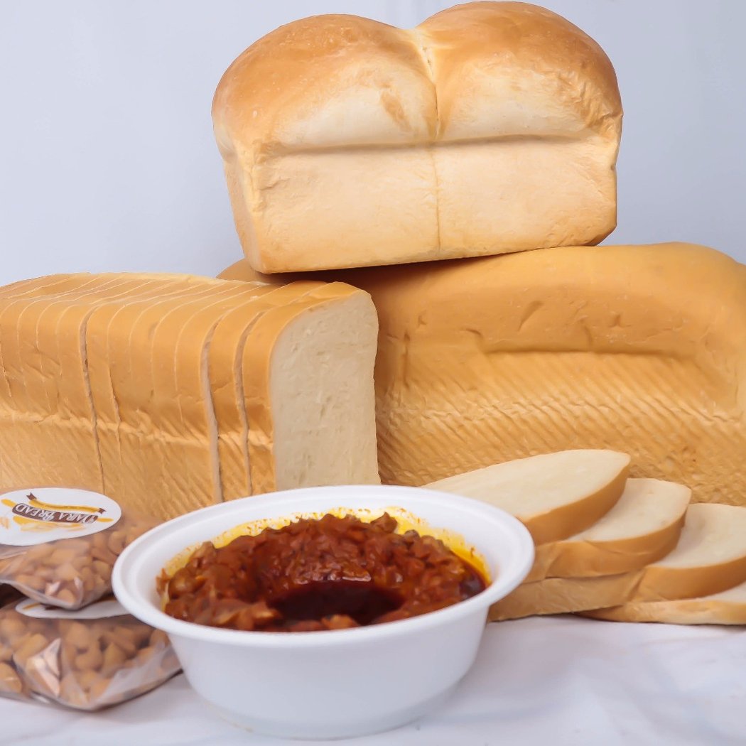 Naira Bread 1