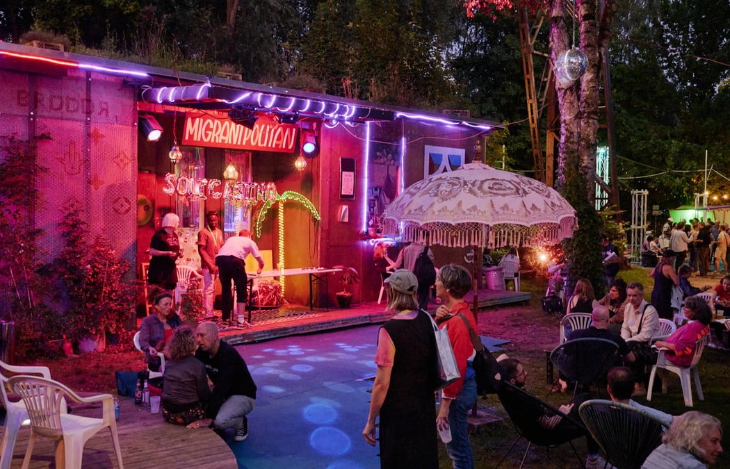 MIGRANTPOLITAN Soli Casino 1