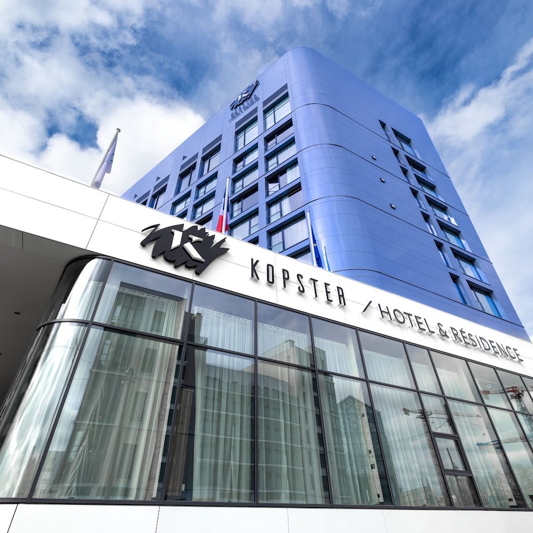 Mercedes-Benz France x Kopster Hotels 2