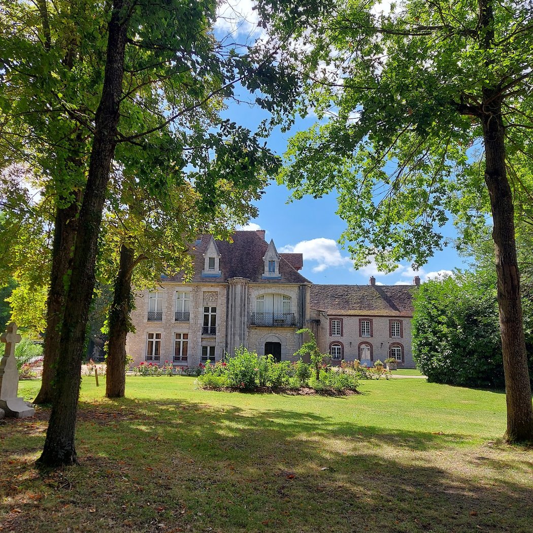 Royal Abbey of Our Lady of Cercanceaux 1