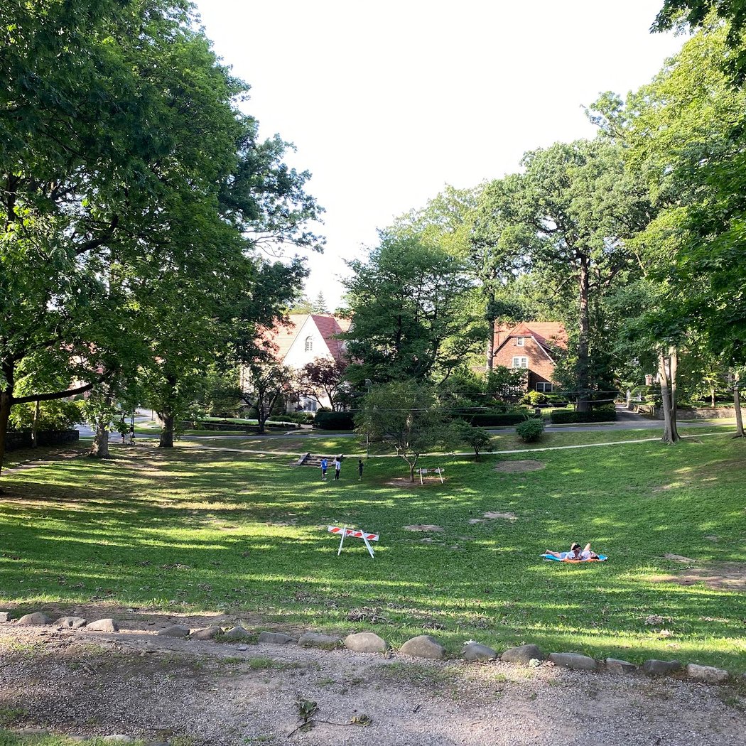Gardens Rodelberg Park 2