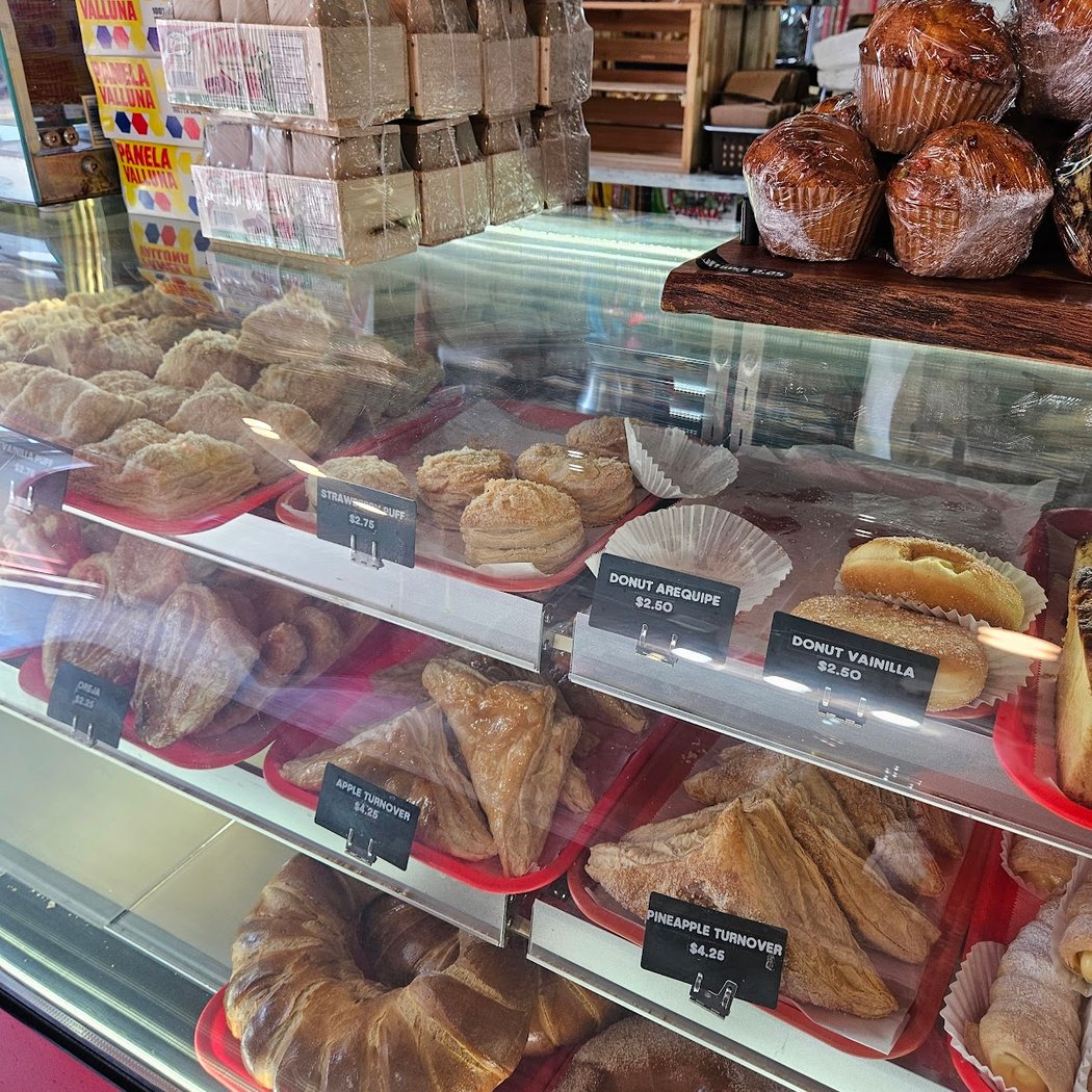 PARCEROS BAKERY II 3