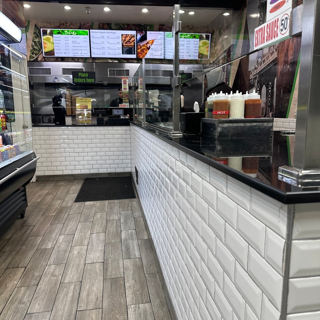 Halal Bros Grill Utica 3