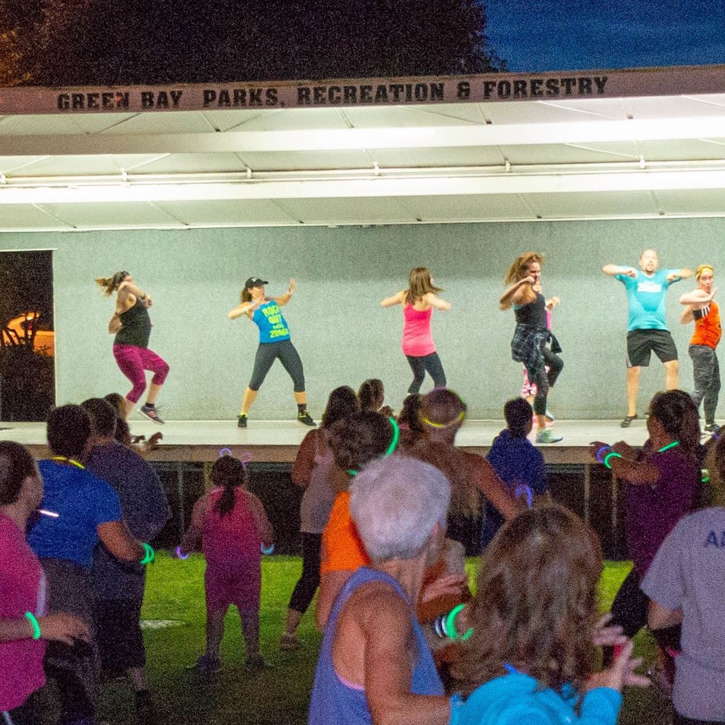 Glow Zumba 2