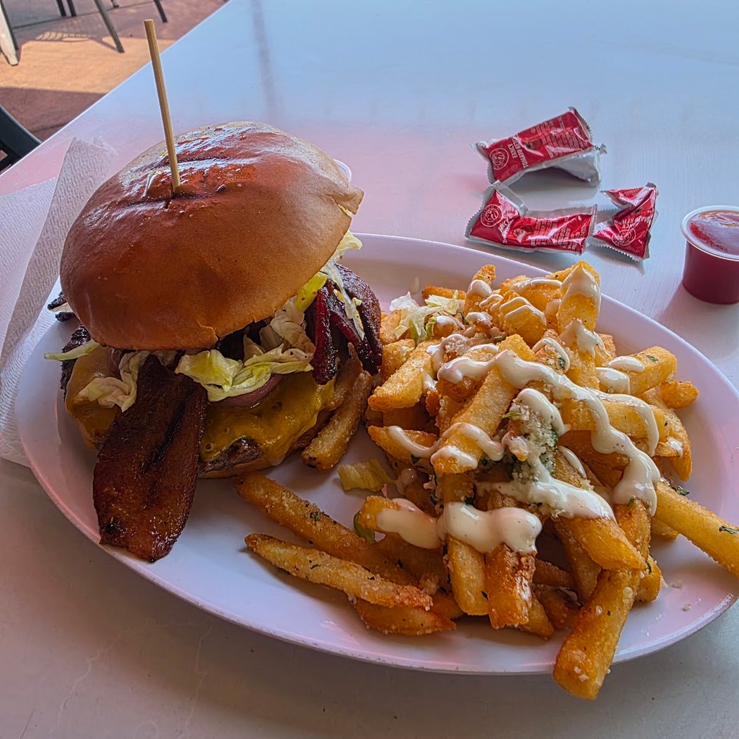 HD Burger & More 3
