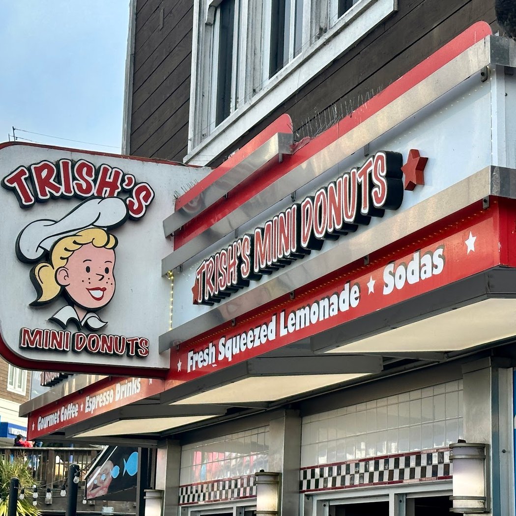 Trish's Mini Donuts 3