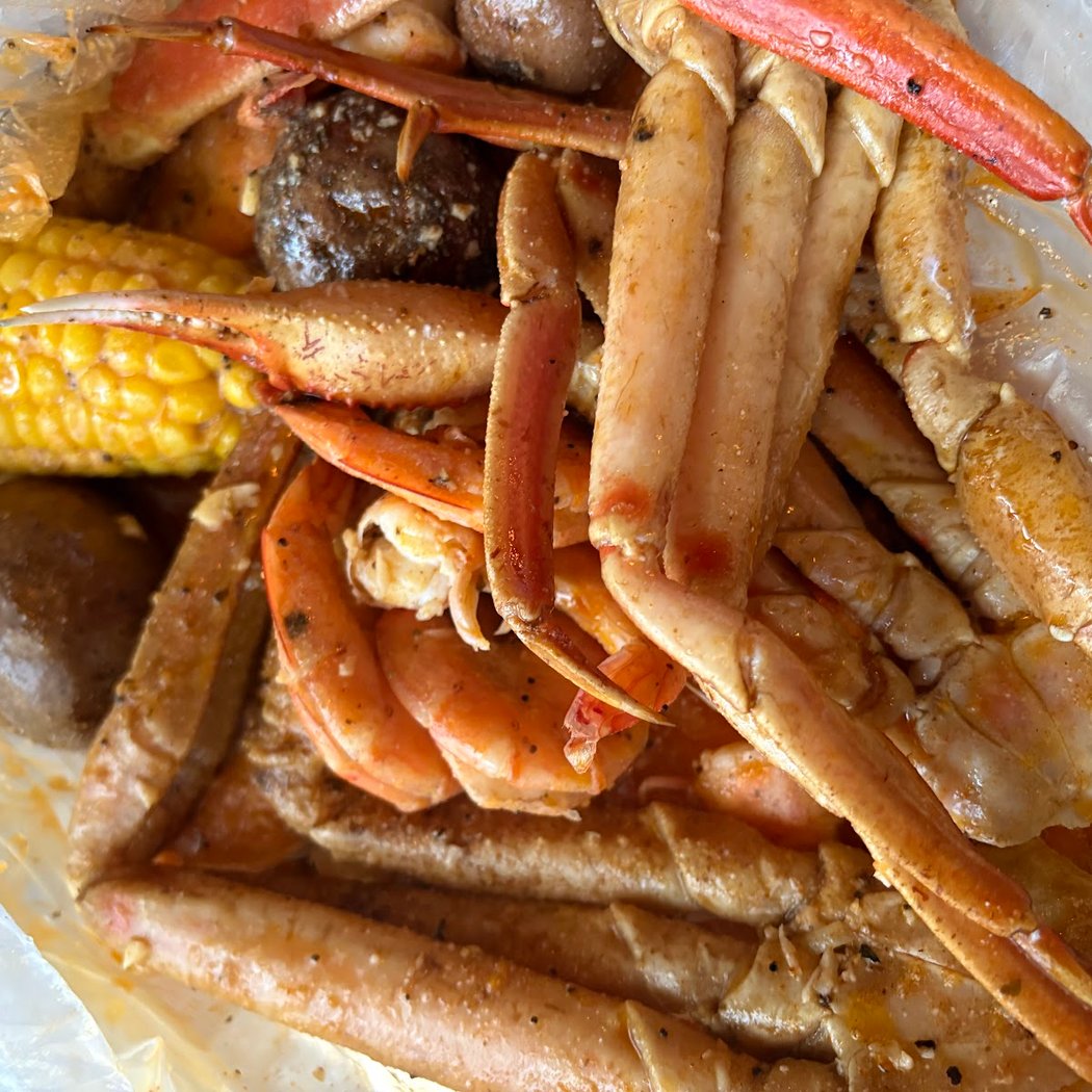 Red Crab - Juicy Seafood 3