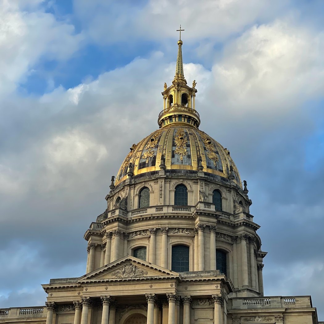 AURA Invalides: Immersive show at the dome 2