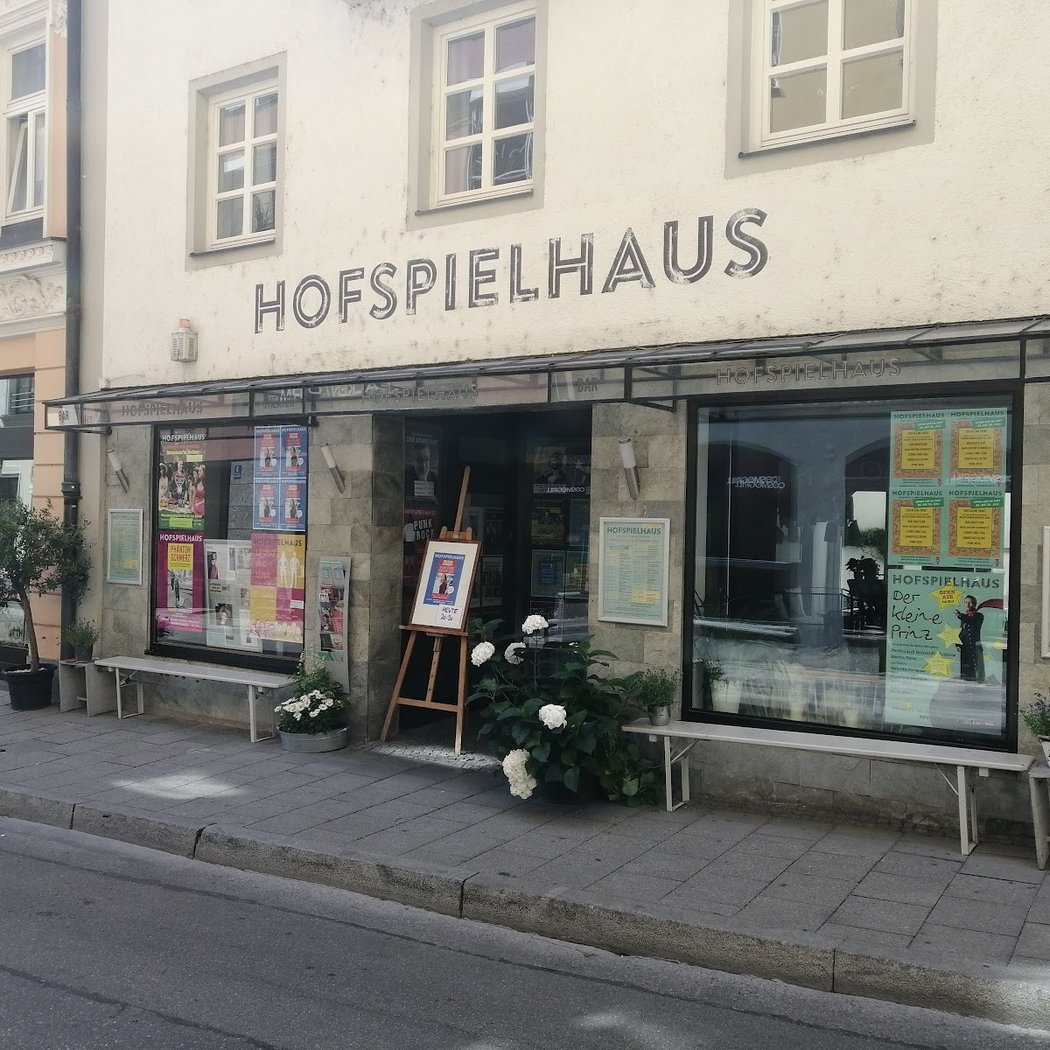 HOFSPIELHAUS 2