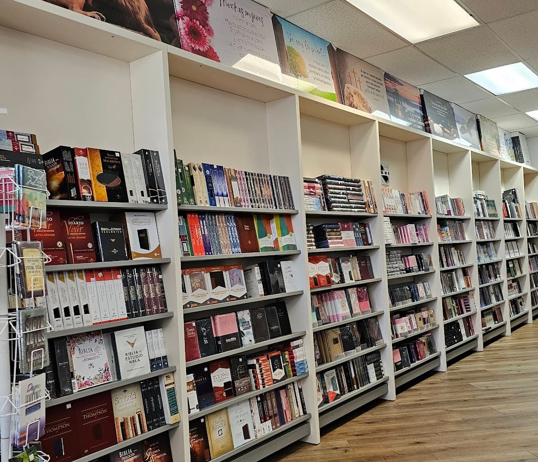 Distribuidora y Librería Cristiana Palabra de Dios 3