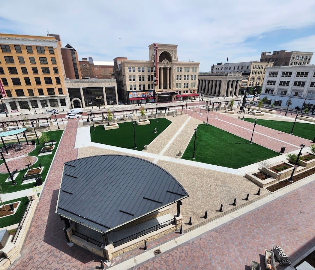 Joliet City Square 1