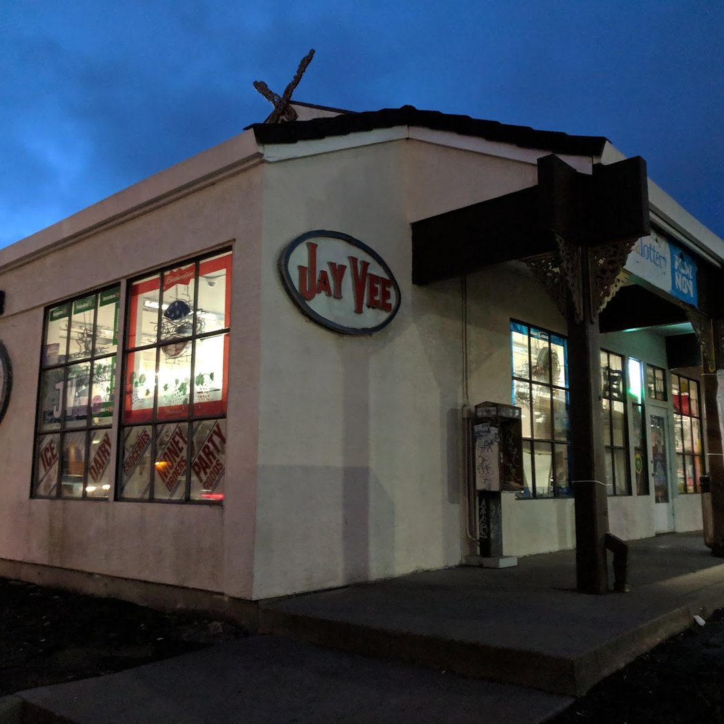 Jay Vee Liquors 3