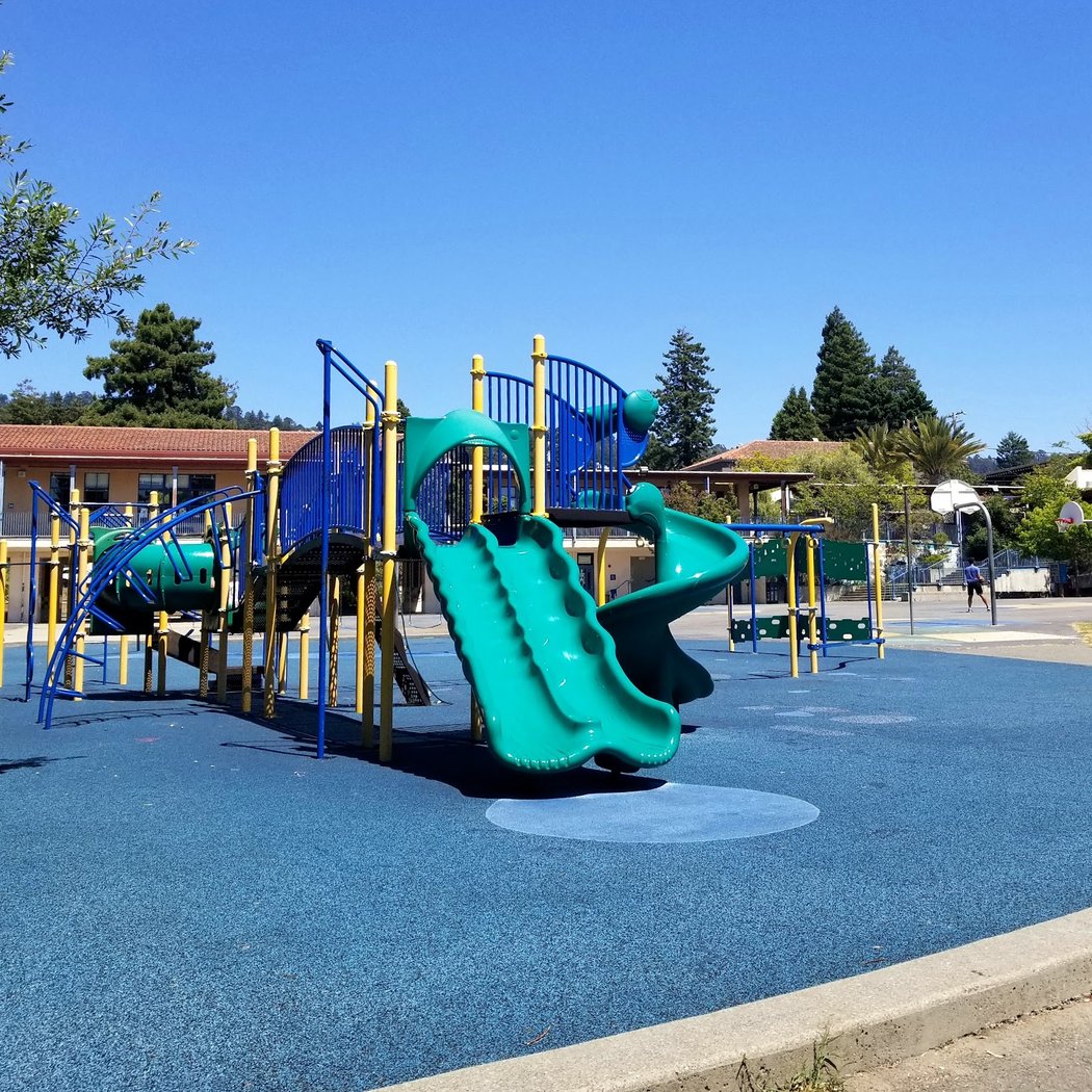 Thousand Oaks Tot Park 1