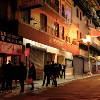 Walk with Spirits: A Haunted Pub Crawl 2
