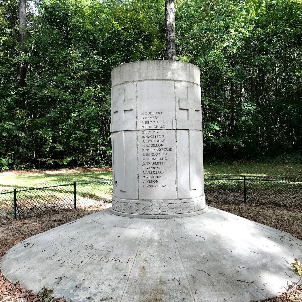 Monument de la Cascade du Bois de Boulogne 3