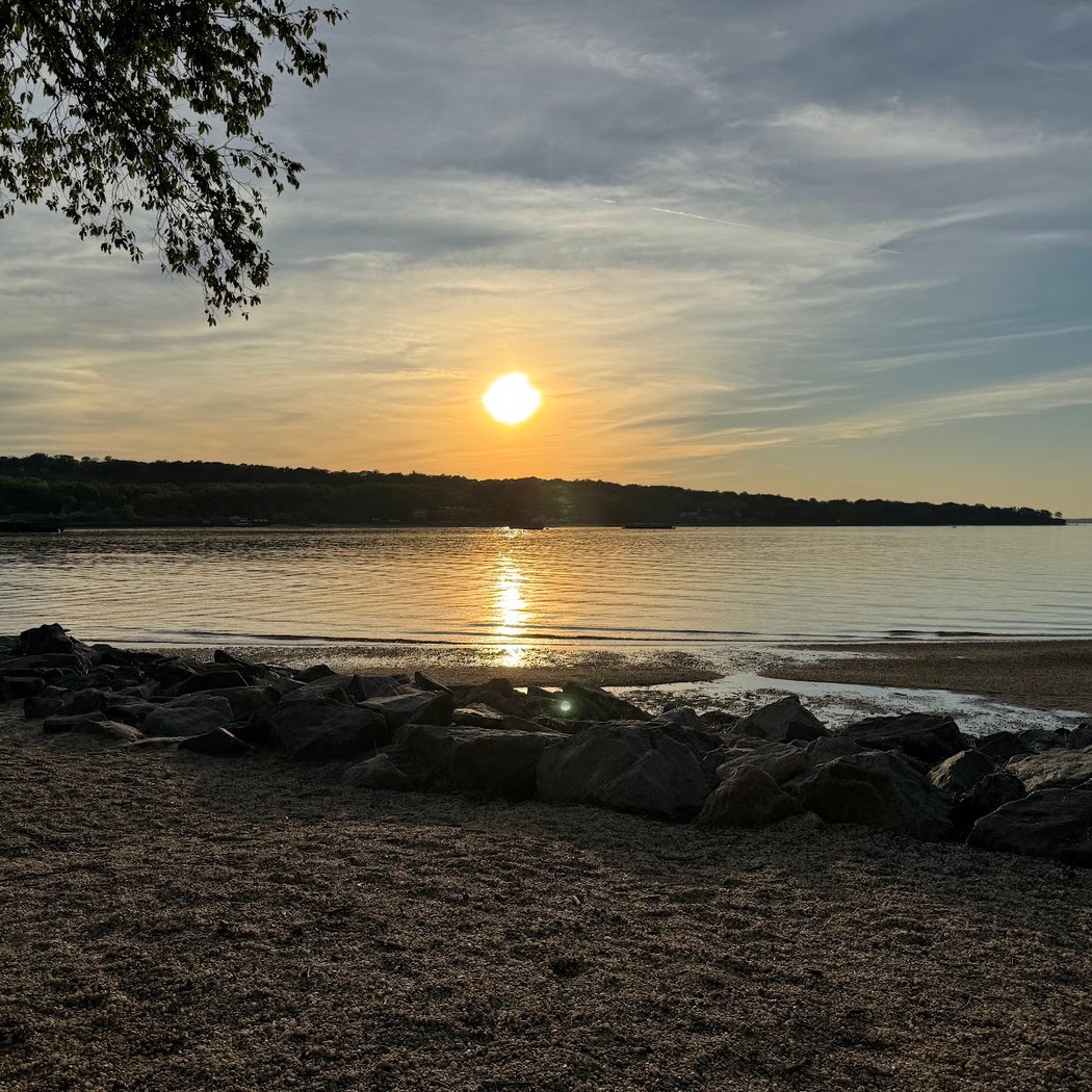 Tappen Beach 3