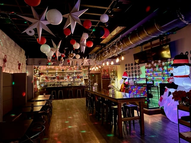 Jingle Jam: Holiday Cocktail Bar 2