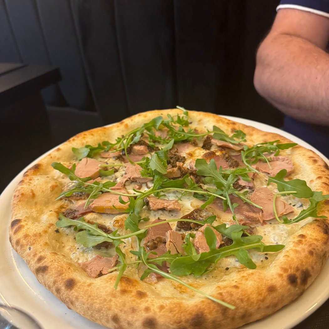 Suzanna pizza 3