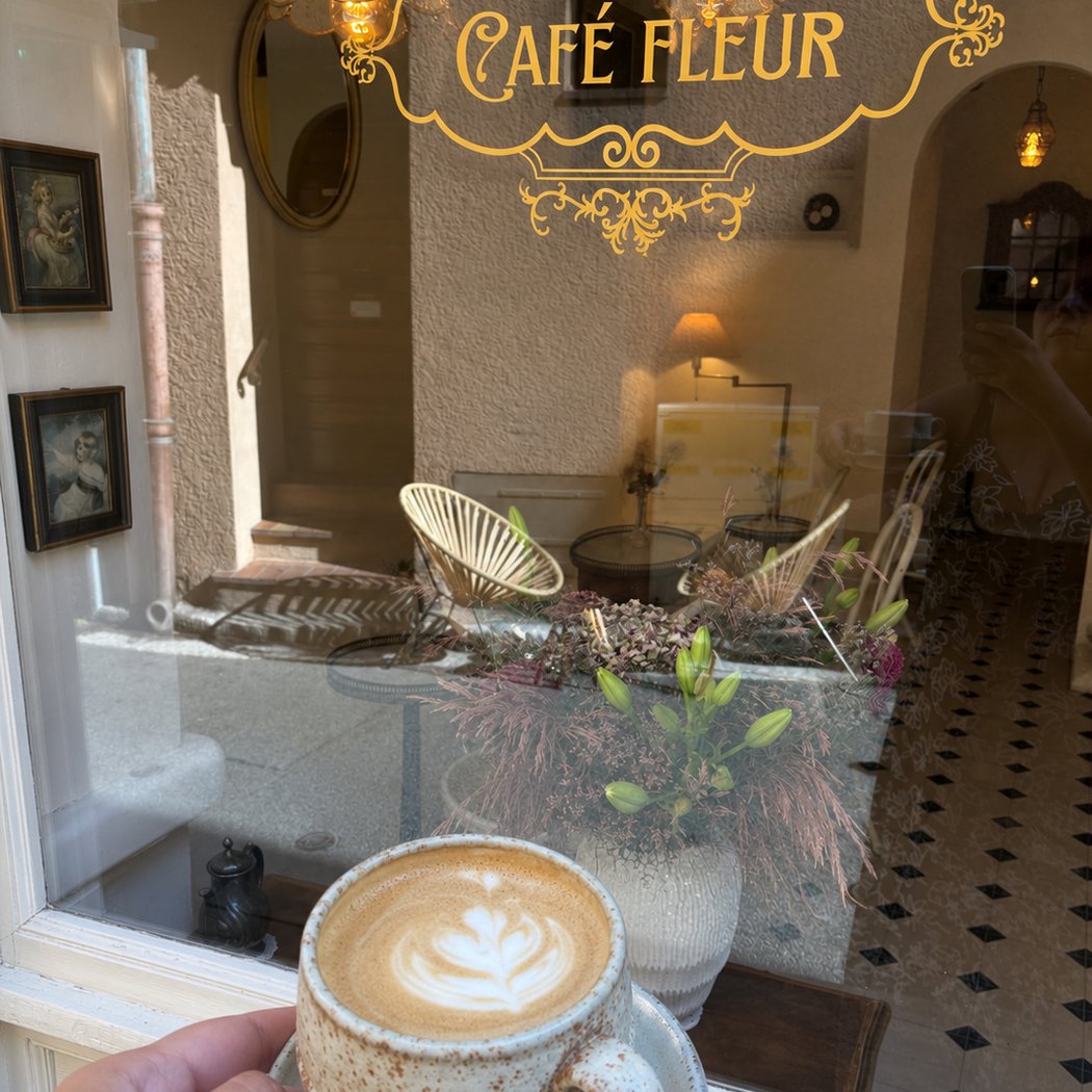 Café Fleur 3