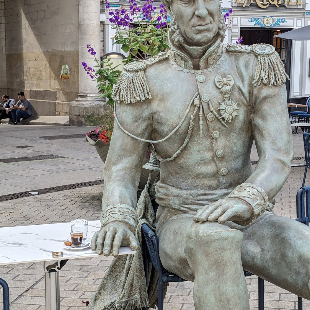 Statue du général Cambronne // Le temps d'une pose 1