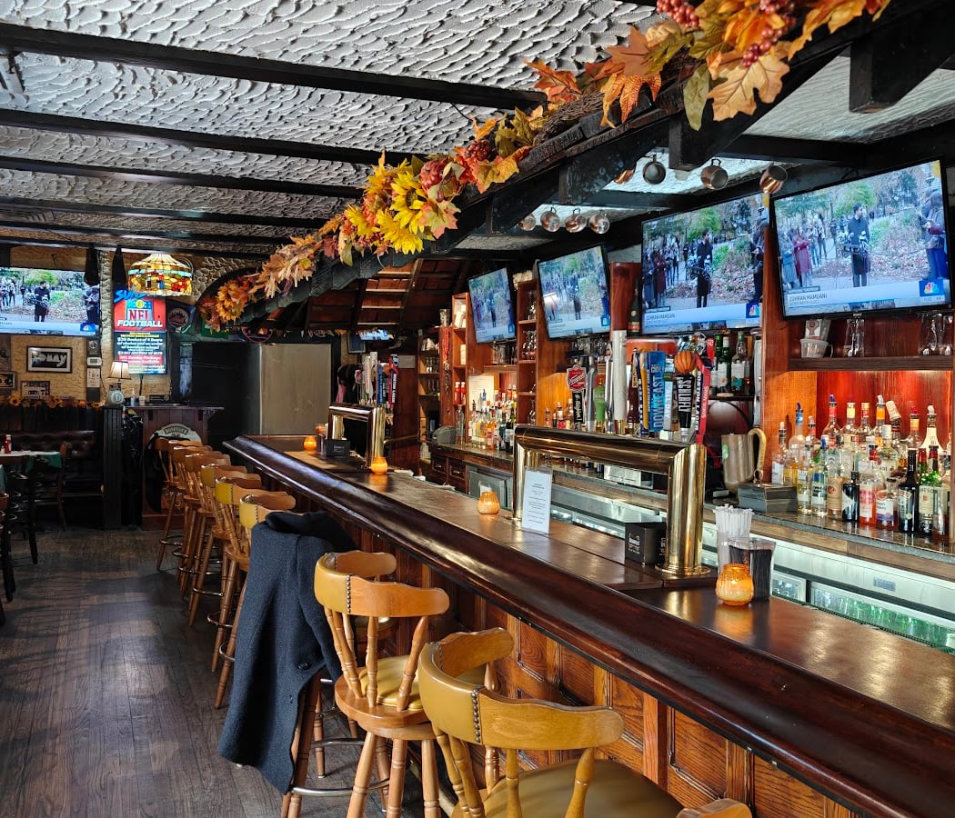 Donovan's Pub 3