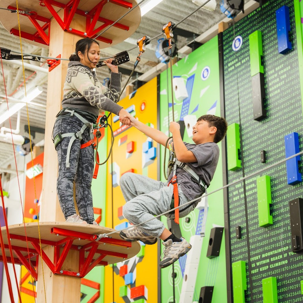 HAPIK Salle d'escalade 100% fun 2