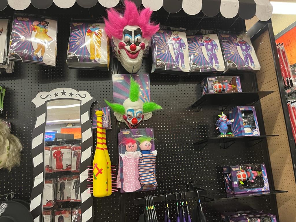 Spirit Halloween 1