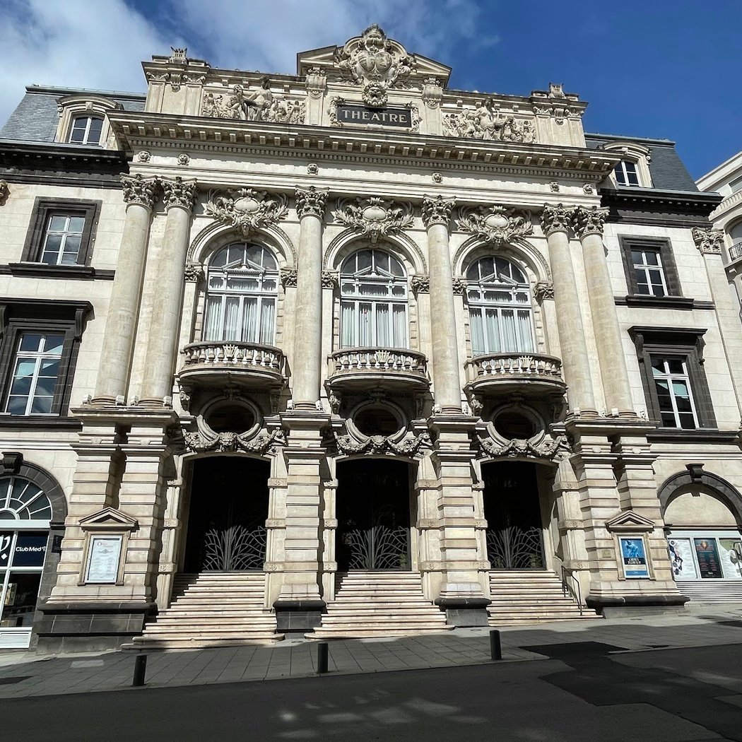 Au Septième Ciel 2