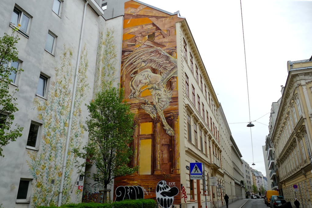 City Mural "Video & Sckre" - Prunbauerstraße 2