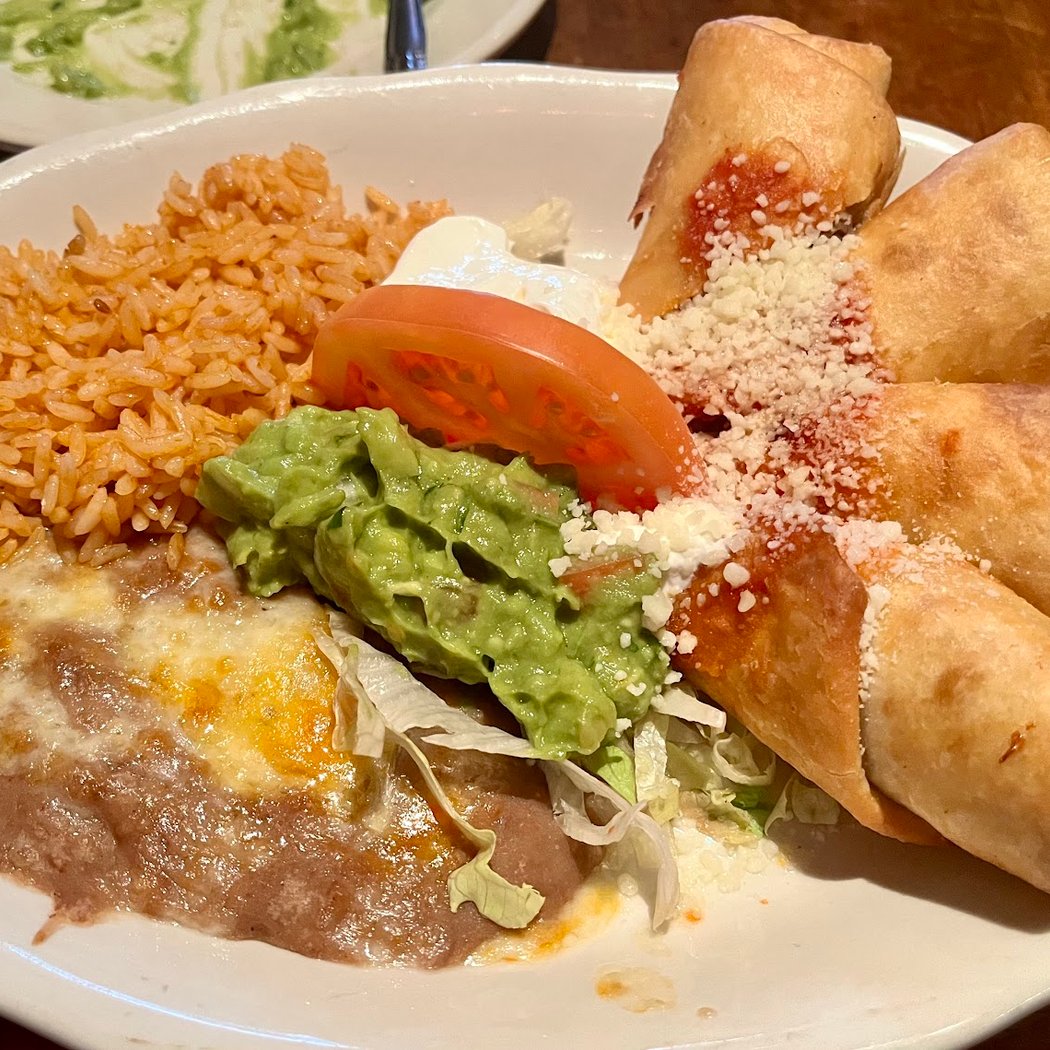 El Cantinero 3