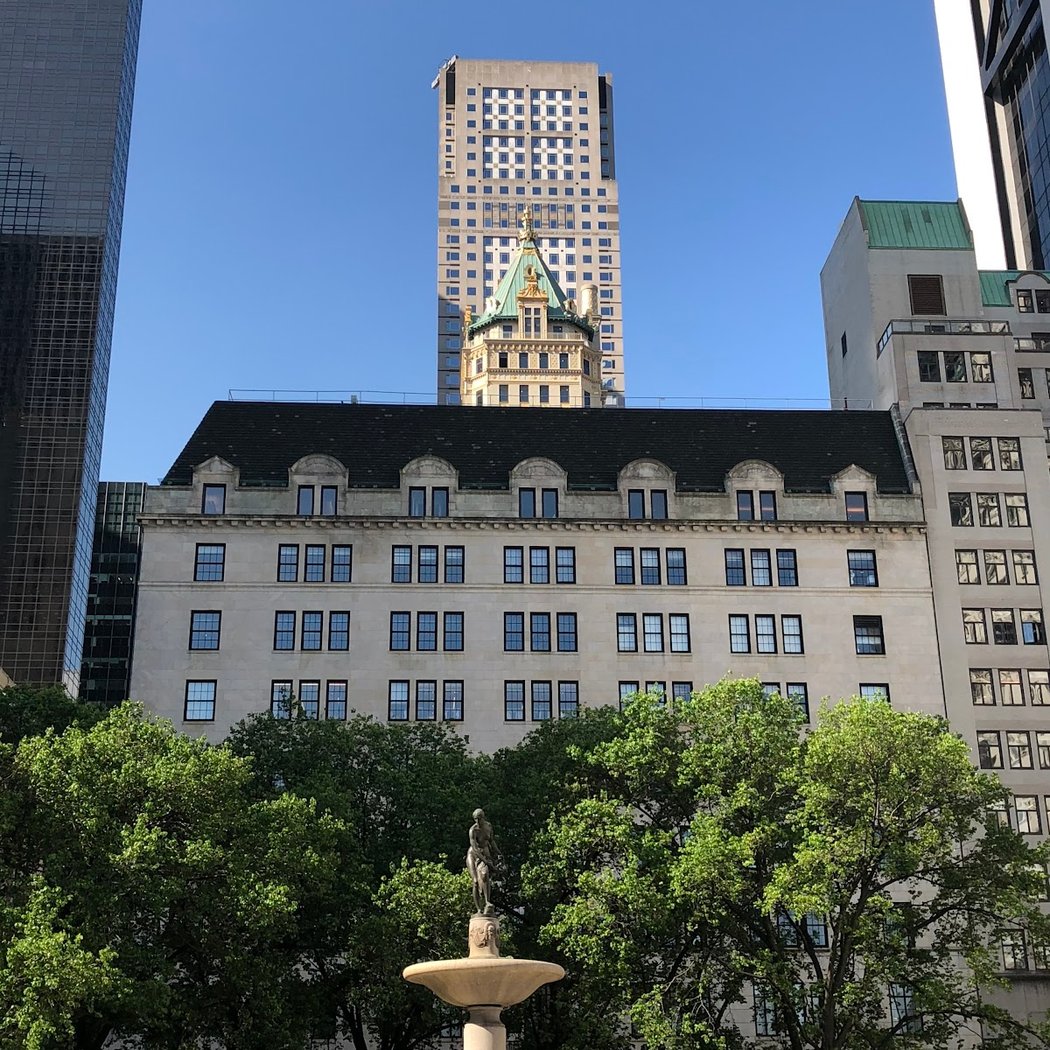 Pelé’s New York: Exploring the Manhattan Sites of His American Soccer Era 2