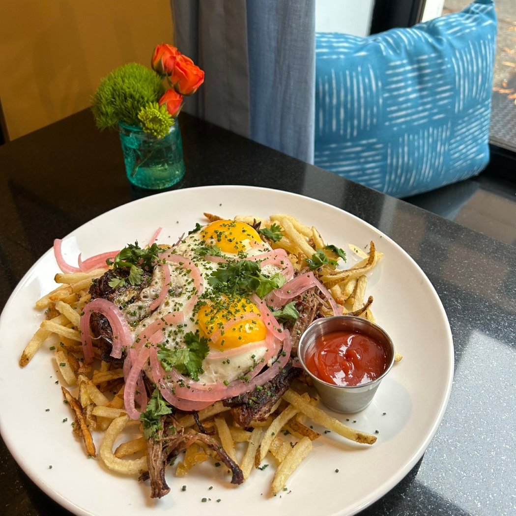 Maxette Café & Bar 3