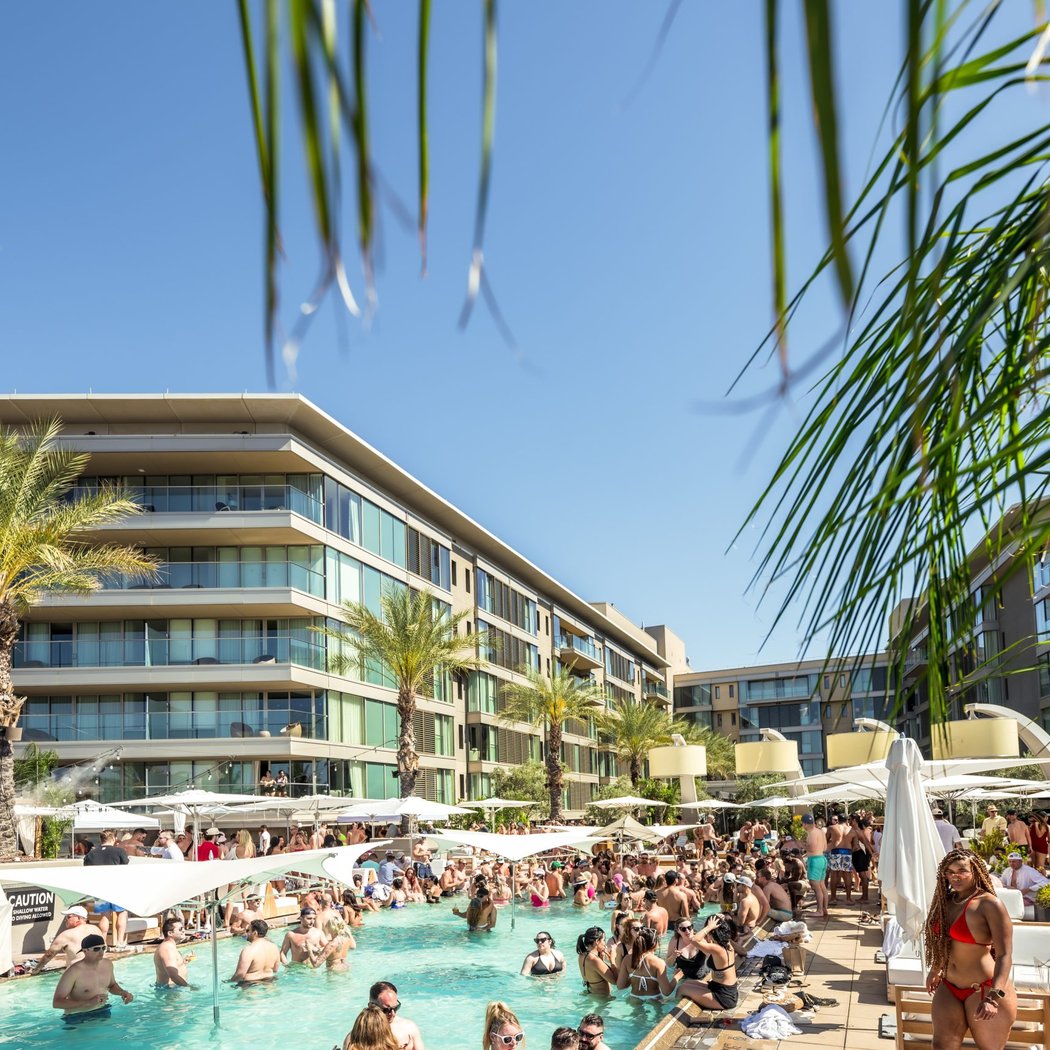 Vibe By The Pool 1