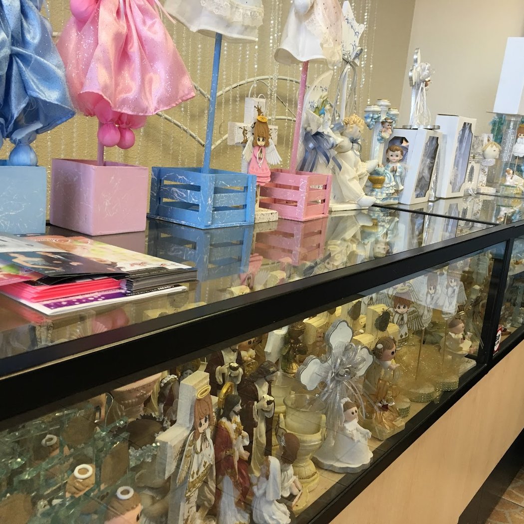Lucy's Quinceaneras & Bridal 3