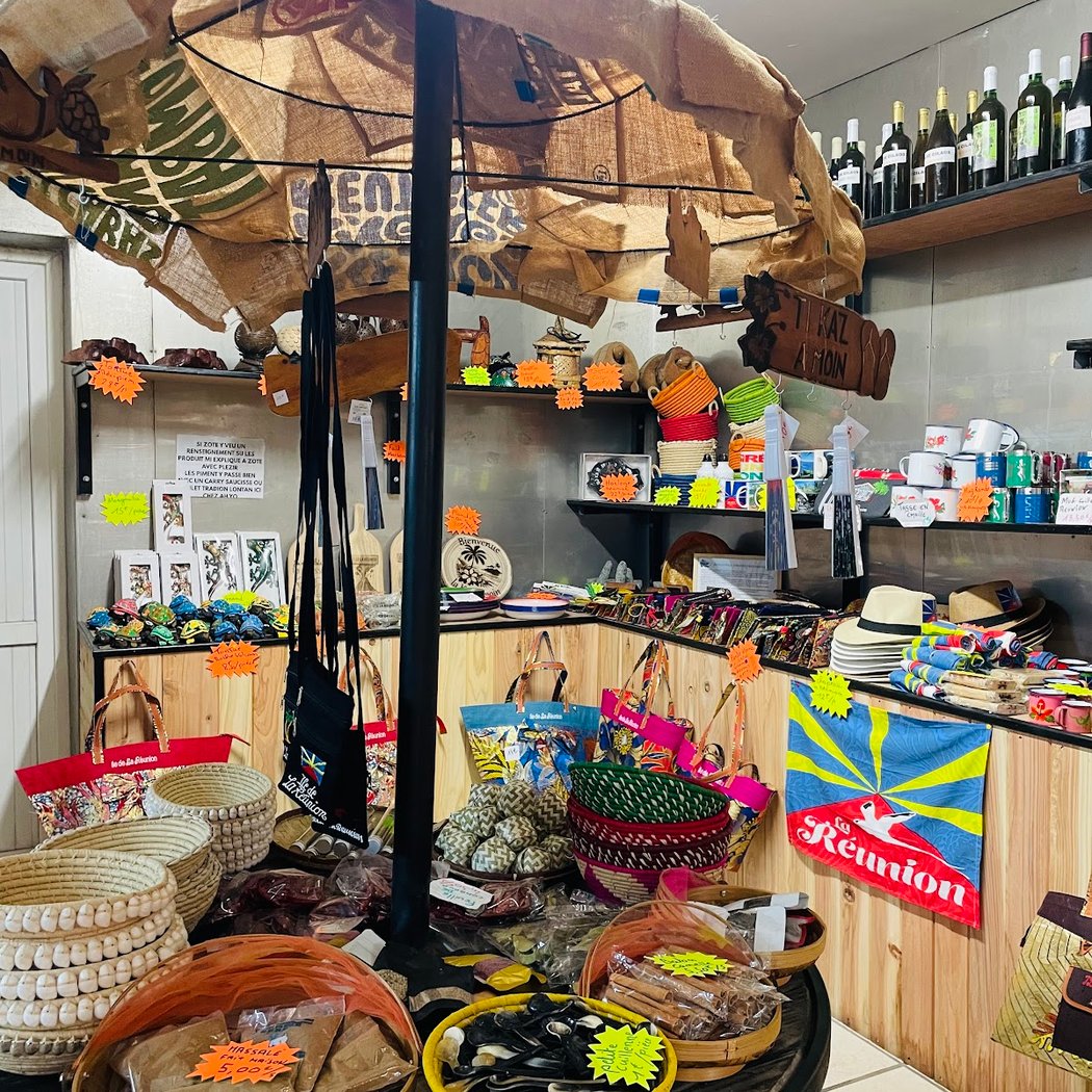 Marché couvert de Cilaos 3