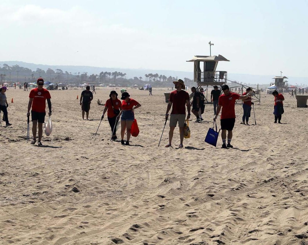 Huntington State Beach Cleanup with OC Coastkeeper 2