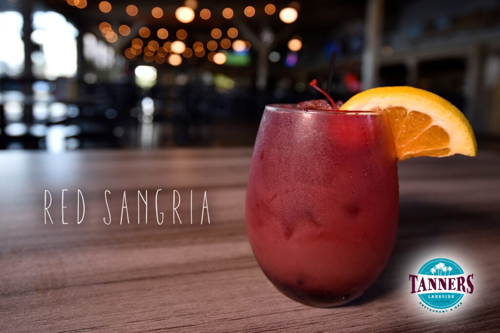 Tanners Lakeside Restaurant & Bar 4